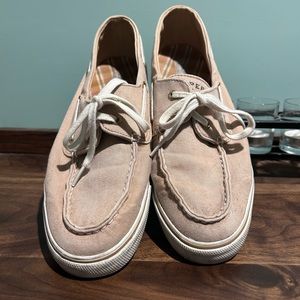 Boat shoes